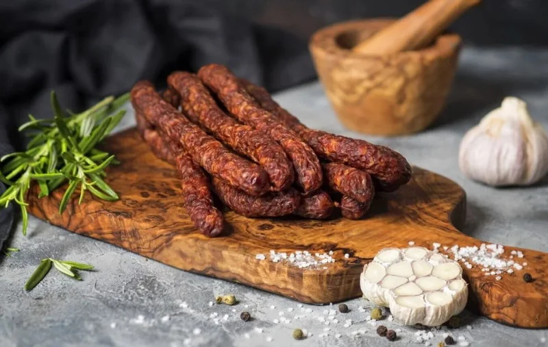 Kiełbasy suche i podsuszane