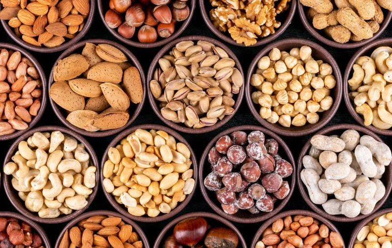 Nasiona, bakalie i orzechy