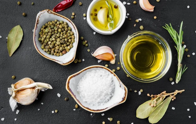 Przyprawy, octy