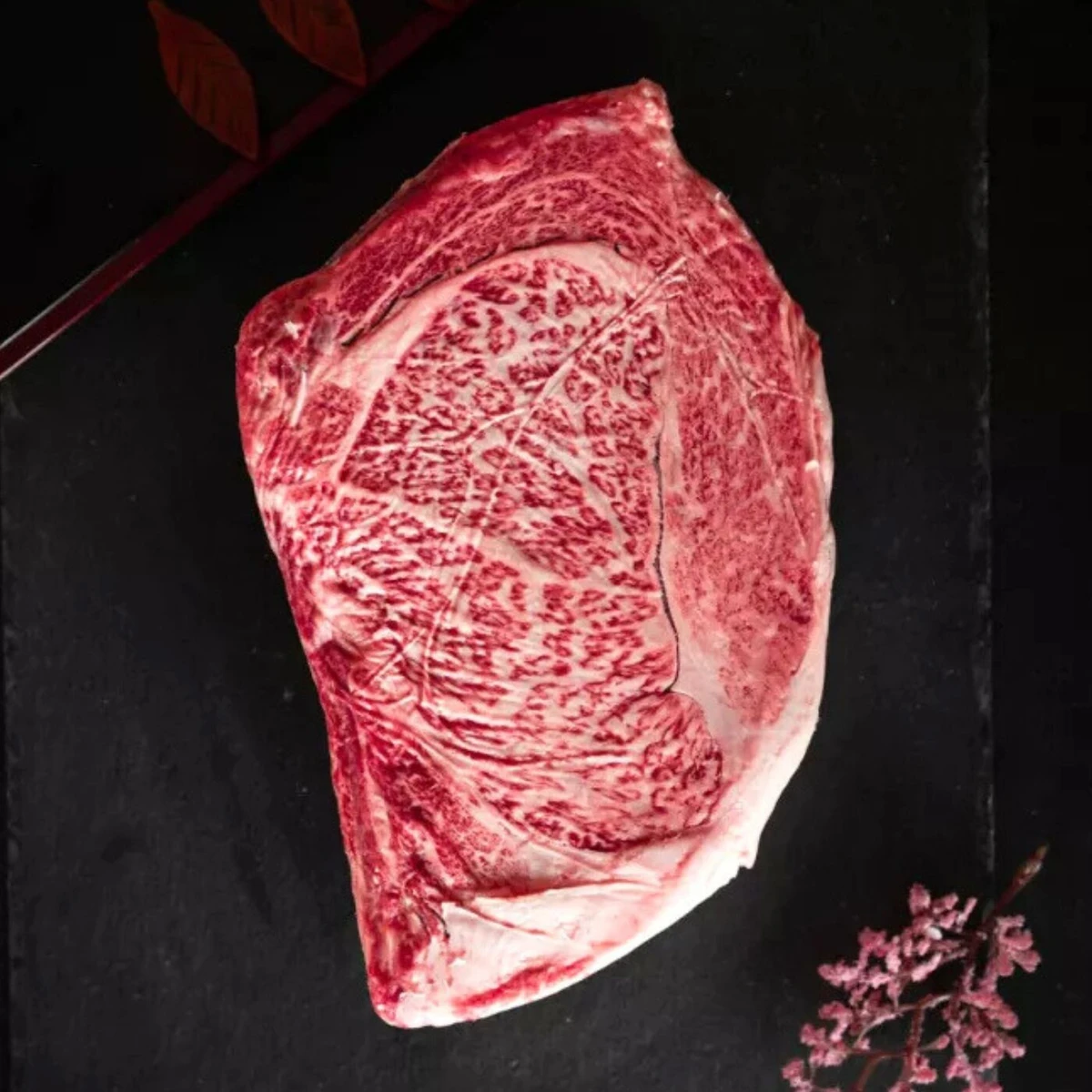 Stek z antrykotu Wagyu Japonia A5 plus, Farmy Roztocza 