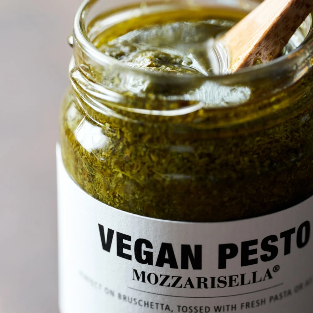 Pesto wegańskie mozzarisella, Nicolas Vahé