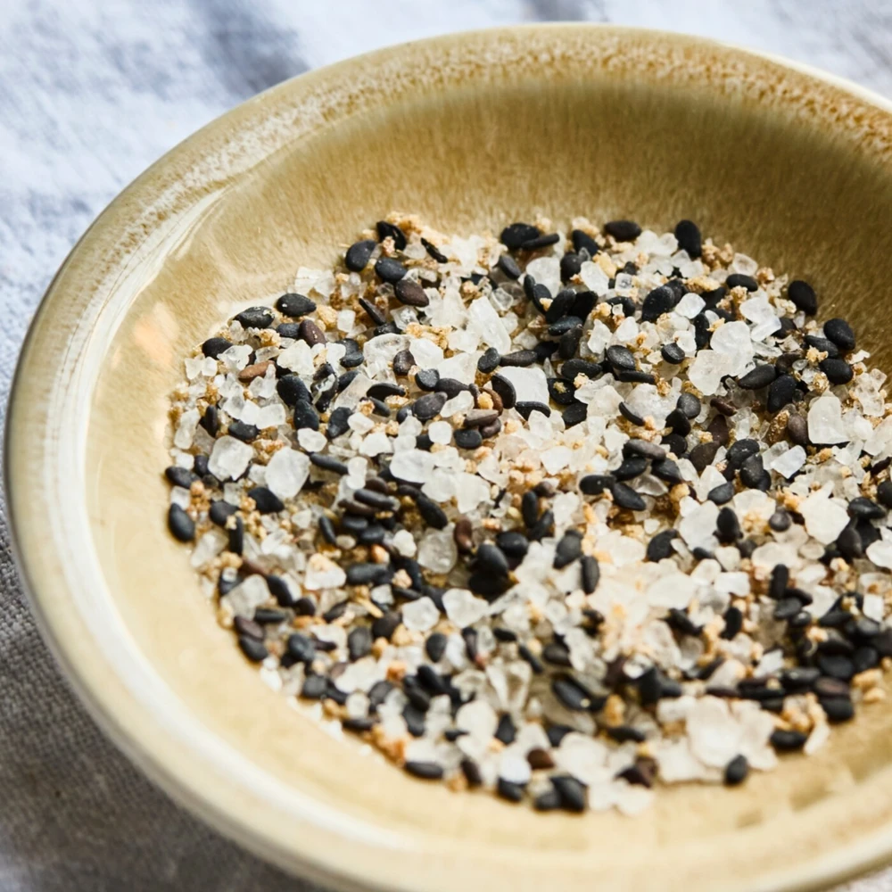 Sól, czosnek i imbir, Nicolas Vahé