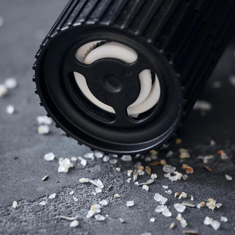 Sól, czosnek i tymianek, Nicolas Vahé