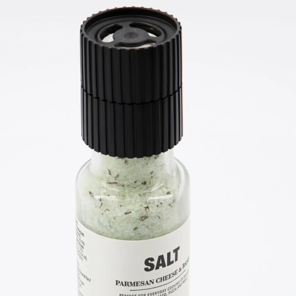 Sól, parmezan i bazylia, Nicolas Vahé