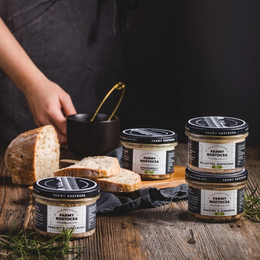 Zestaw wyrobów mięsnych Bio: rillettes wieprzowe, pasztet z żurawiną, kiełbasa zagrodowa, pasztet z kurczakiem, Farmy Roztocza
