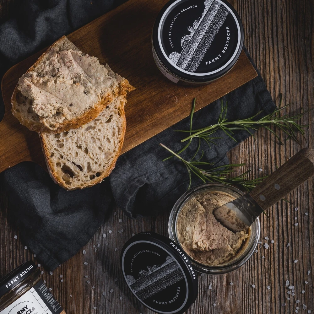 Zestaw wyrobów mięsnych w słoiku: pasztet z żurawiną, pasztet farmerski, pasztet z pomidorem, Farmy Roztocza