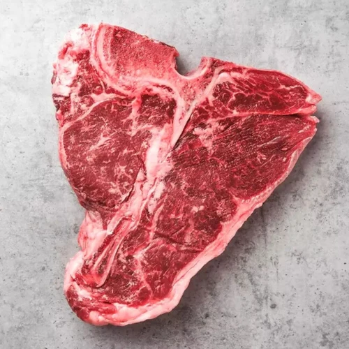 Stek Porterhouse z polskiej wołowiny z młodego bydła, Farmy Roztocza