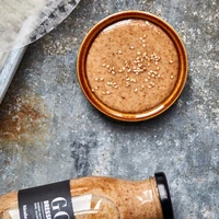 Dressing sezamowo sojowy, Nicolas Vahé