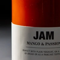 Dżem mango i marakuja, Nicolas Vahé