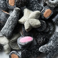 Lukrecja solona, Nicolas Vahé