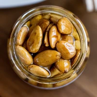 Miód akacjowy z pieczonymi migdałami, Nicolas Vahé