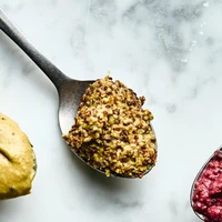 Musztarda z miodem, gruboziarnista, Nicolas Vahé