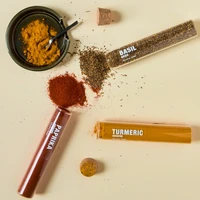 Przyprawy, bazylia, papryka chili, kurkuma, Nicolas Vahé