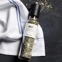 Sól z dzikim czosnkiem, Nicolas Vahé