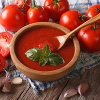 Sos pomidorowy z czosnkiem 