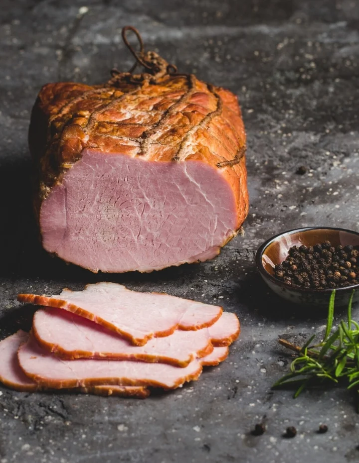 Naturalne składniki, niepowtarzalny smak – wybierz wędliny z Roztocza